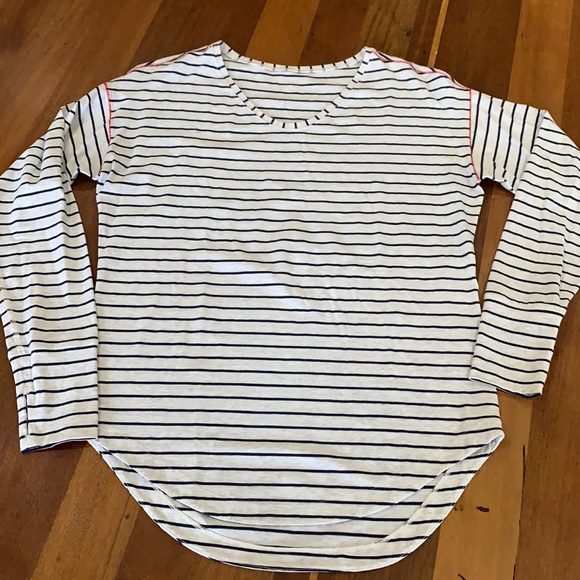 lululemon athletica Tops - Lululemon long sleeve shirt